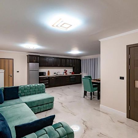 Appartamento Moky Rezident Arad Esterno foto